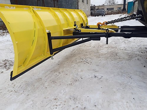 Снегоуборочный отвал на УАЗ (452, 469, Патриот) и их модификации